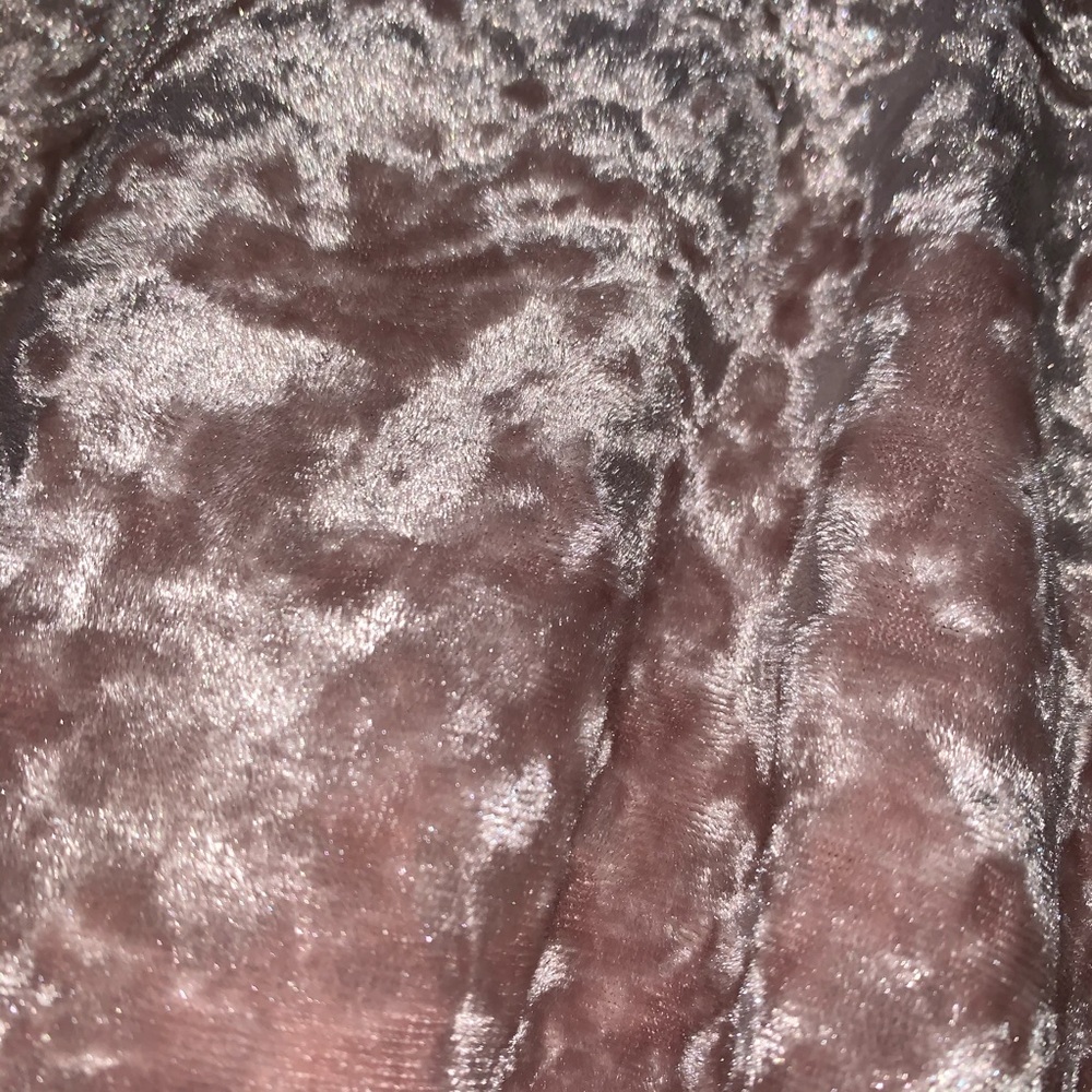 American Rag Velvet Pink Top - Picture 3 of 5